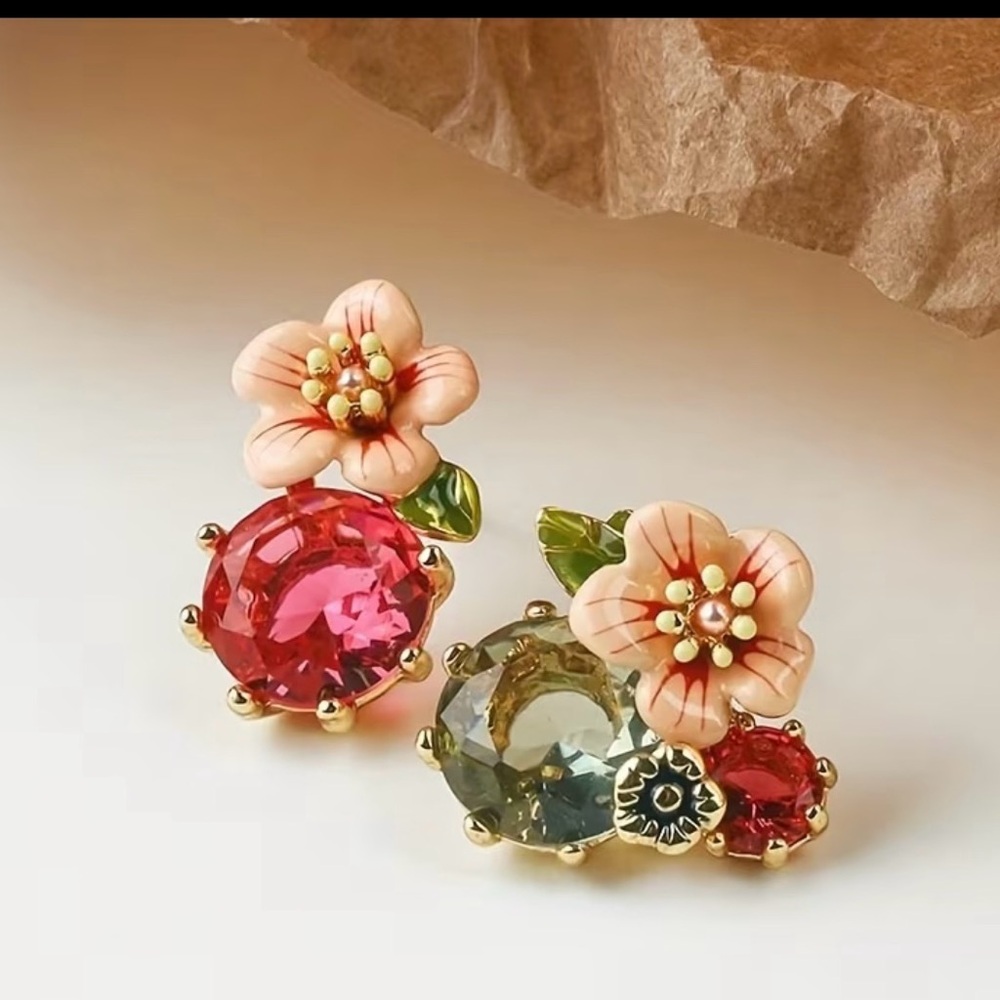 Unusual asymmetrical Floral Crystal Stud Earrings - 925 silver posts NEW